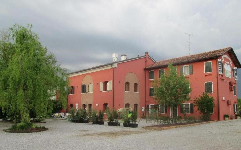 Quadrifoglio Relax Guest House San Dona di Piave Ngoại thất bức ảnh